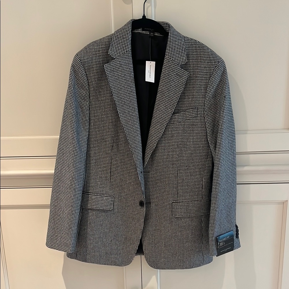 Banana Republic Black and White Sport Coat Timeless Elegance